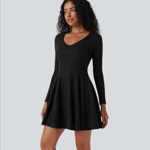 Halara NWT long sleeve V neck dress